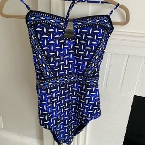 La Blanca Blue Mosiac Print One Piece Bathing Suit- Never worn, Size 10